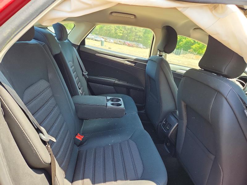 53383446 :رقم المزاد ، 3FA6P0HDXJR251774 vin ، 2018 Ford Fusion مزاد بيع