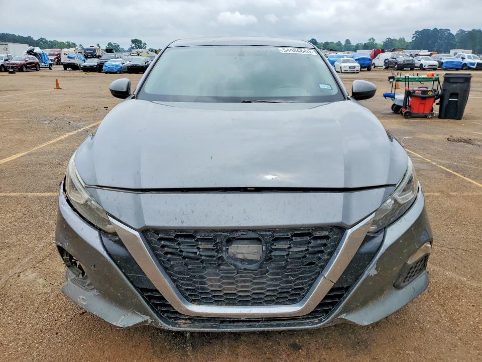 Auction sale of the 2019 Nissan Altima, vin: 1N4BL4BV1KC240861, lot number: 54404846