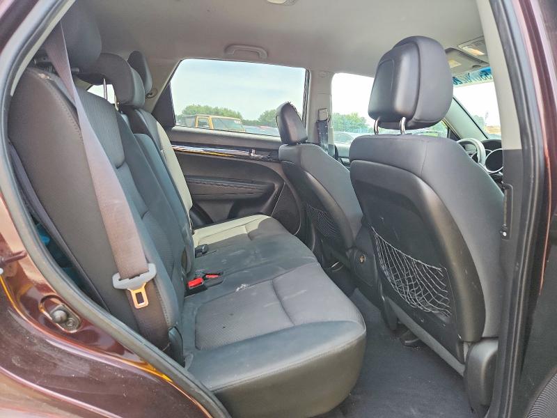 2011 Kia Sorento მანქანა იყიდება აუქციონზე, vin: 5XYKT3A12BG097689, აუქციონის ნომერი: 53670226
