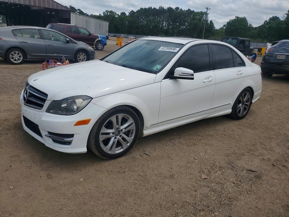Продажа на аукционе авто 2014 Mercedes-benz C, vin: WDDGF4HB0EG206823, номер лота: 52289936