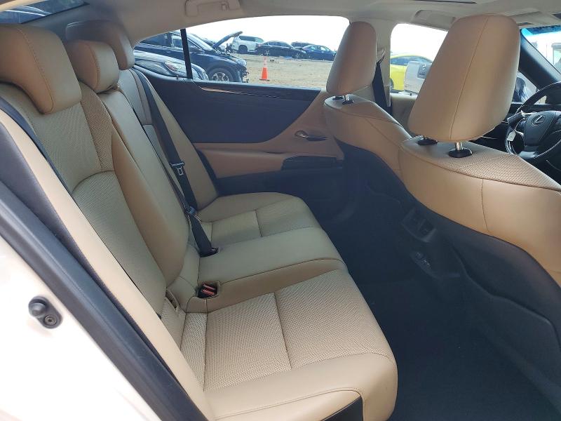 53608896 :رقم المزاد ، 58ADZ1B10LU077150 vin ، 2020 Lexus Es مزاد بيع