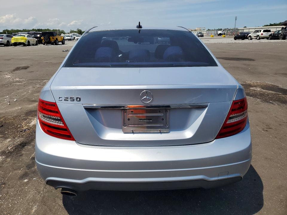 53850086 :رقم المزاد ، WDDGF4HB3DA742487 vin ، 2013 Mercedes-benz C مزاد بيع
