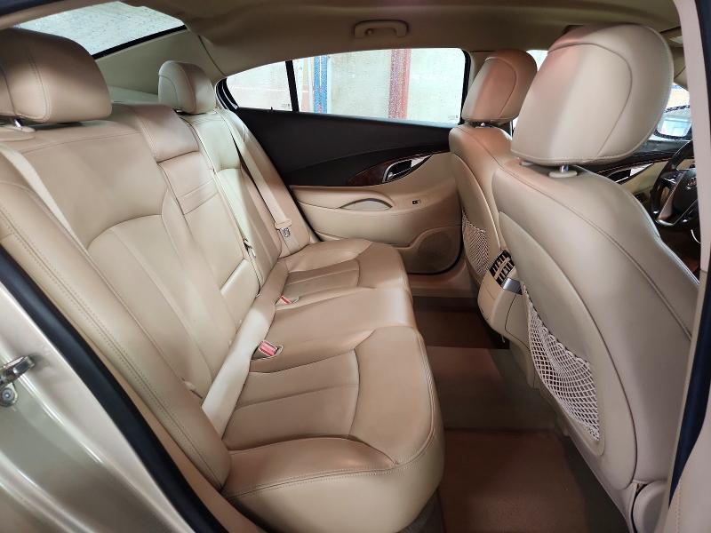 51957996 :رقم المزاد ، 1G4GC5EG5AF281666 vin ، 2010 Buick Lacrosse مزاد بيع