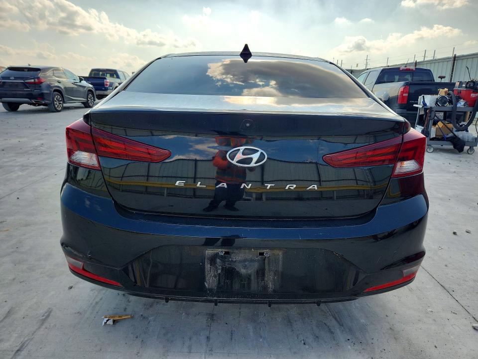 2020 Hyundai Elantra მანქანა იყიდება აუქციონზე, vin: KMHD84LF2LU991261, აუქციონის ნომერი: 54165286