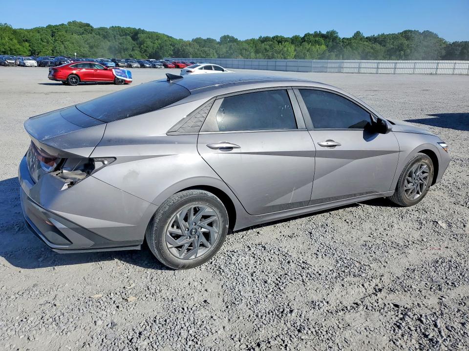 2024 Hyundai Elantra მანქანა იყიდება აუქციონზე, vin: KMHLM4DGXRU692284, აუქციონის ნომერი: 52990076