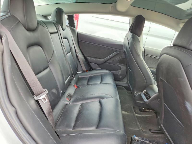 Продажа на аукционе авто 2018 Tesla Model 3, vin: 5YJ3E1EB1JF067658, номер лота: 53887976