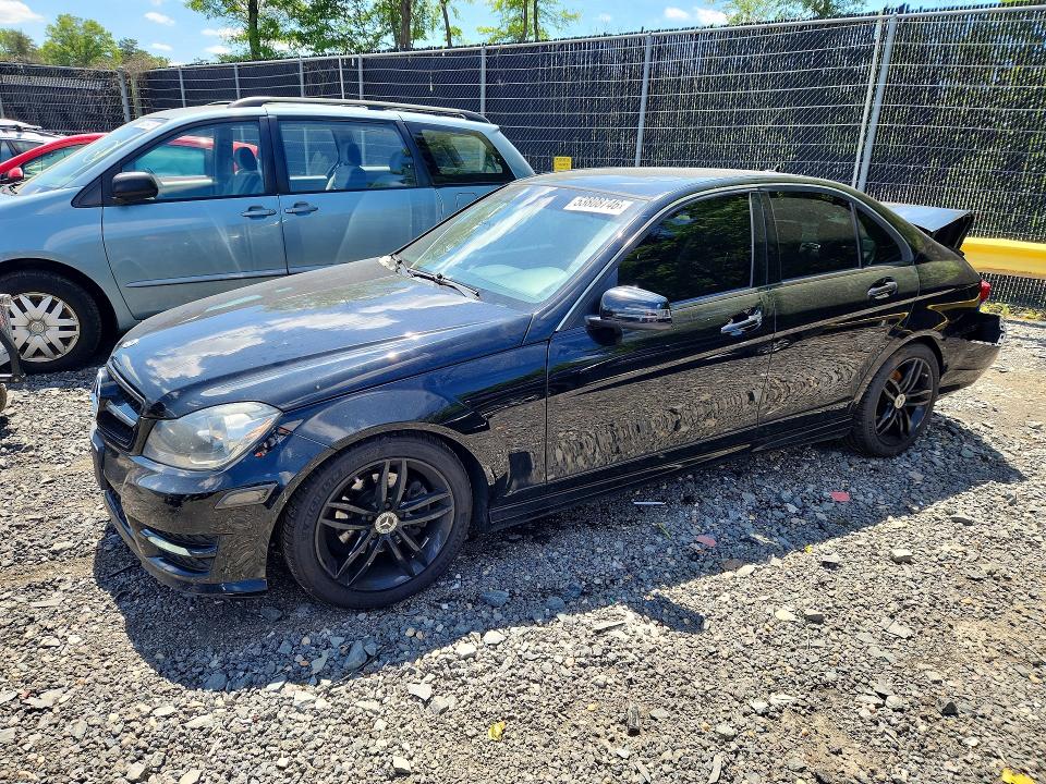 Продажа на аукционе авто 2012 Mercedes-benz C, vin: WDDGF8BB0CA722356, номер лота: 53808746