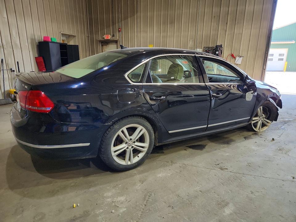 Продажа на аукционе авто 2013 Volkswagen Passat, vin: 1VWCN7A36DC068448, номер лота: 55031676