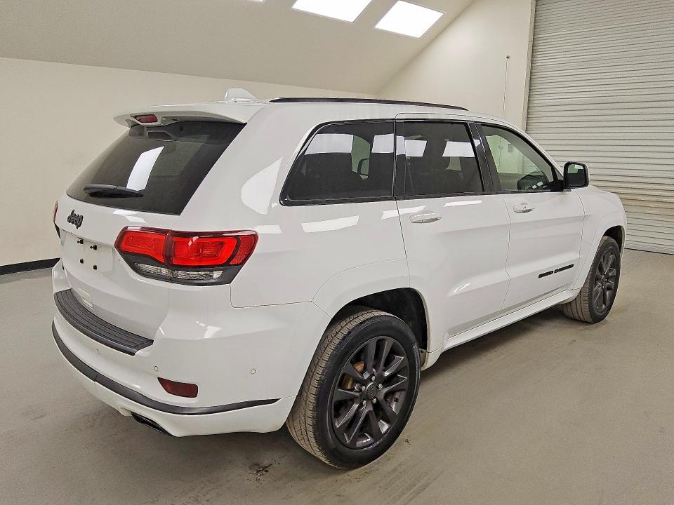 51511396 :رقم المزاد ، 1C4RJFCG6JC123656 vin ، 2018 Jeep Grand Cherokee مزاد بيع