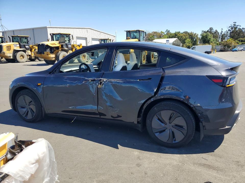 Продажа на аукционе авто 2026 Tesla Model Y, vin: 7SAYGDEE7TF451395, номер лота: 53411206