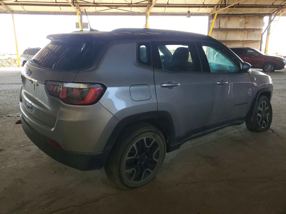 52061216 :رقم المزاد ، 3C4NJDDB7KT747963 vin ، 2019 Jeep Compass مزاد بيع