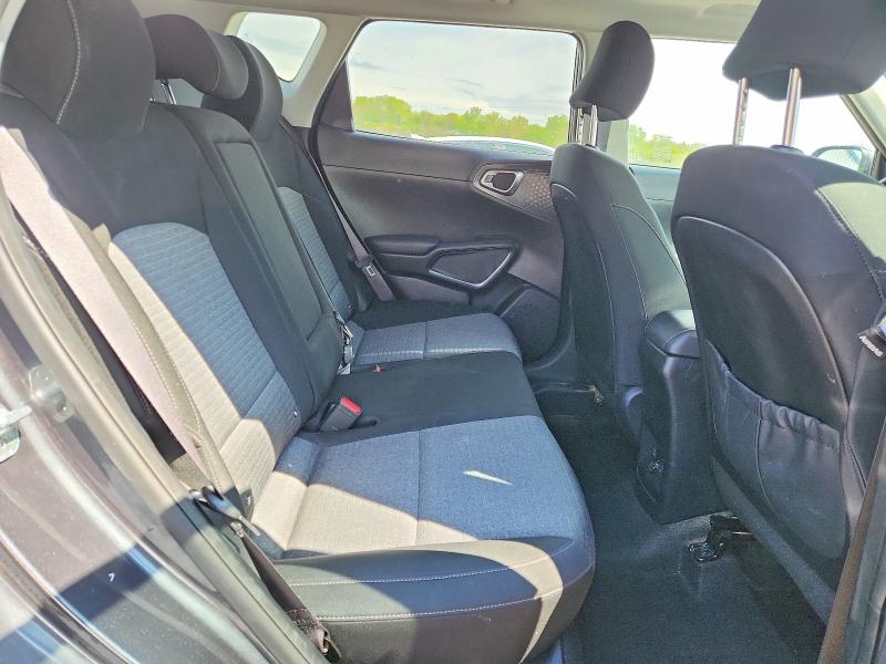 2021 Kia Soul მანქანა იყიდება აუქციონზე, vin: KNDJ33AU8M7757238, აუქციონის ნომერი: 46783116