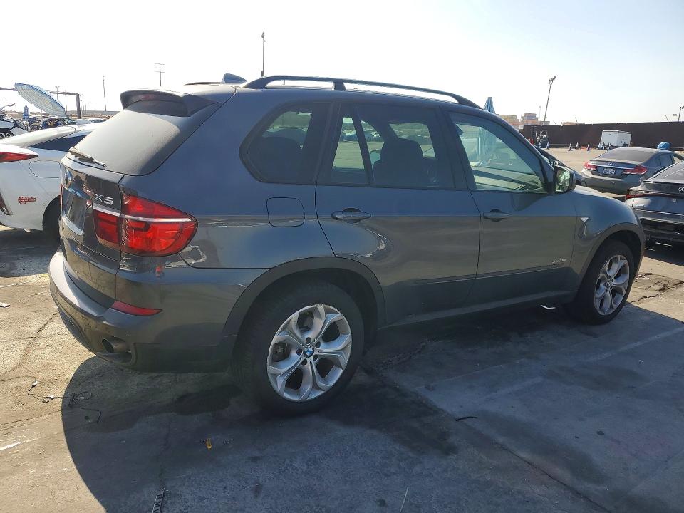 Продажа на аукционе авто 2013 Bmw X5, vin: 5UXZW0C54D0B93502, номер лота: 54103766