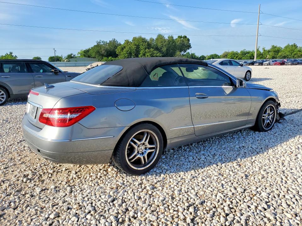 2011 Mercedes-benz E მანქანა იყიდება აუქციონზე, vin: WDDKK5GF9BF087039, აუქციონის ნომერი: 50525036