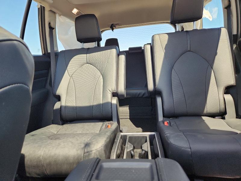 2026 Toyota Grand Highlander Hybrid მანქანა იყიდება აუქციონზე, vin: 5TDACAB53TS074864, აუქციონის ნომერი: 53426926