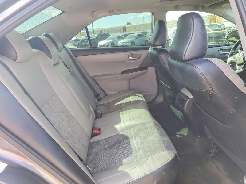54146606 :رقم المزاد ، 4T1BF1FKXHU376677 vin ، 2017 Toyota Camry مزاد بيع