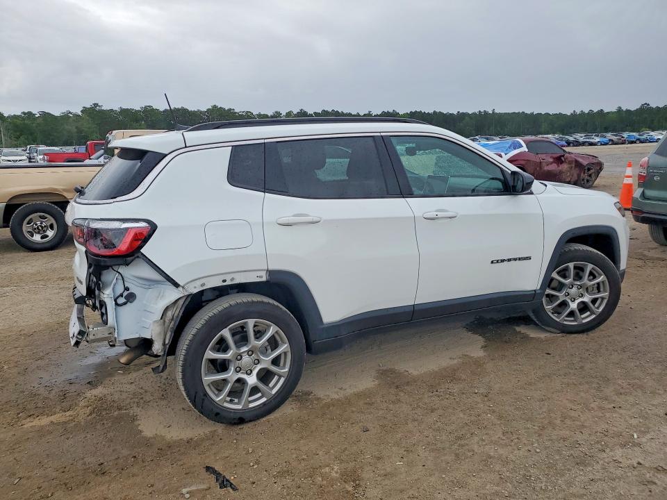 2023 Jeep Compass მანქანა იყიდება აუქციონზე, vin: 3C4NJDFN0PT561132, აუქციონის ნომერი: 53251316