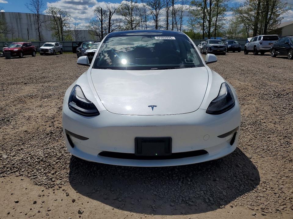 Продажа на аукционе авто 2022 Tesla Model 3, vin: 5YJ3E1EB6NF199899, номер лота: 52992896
