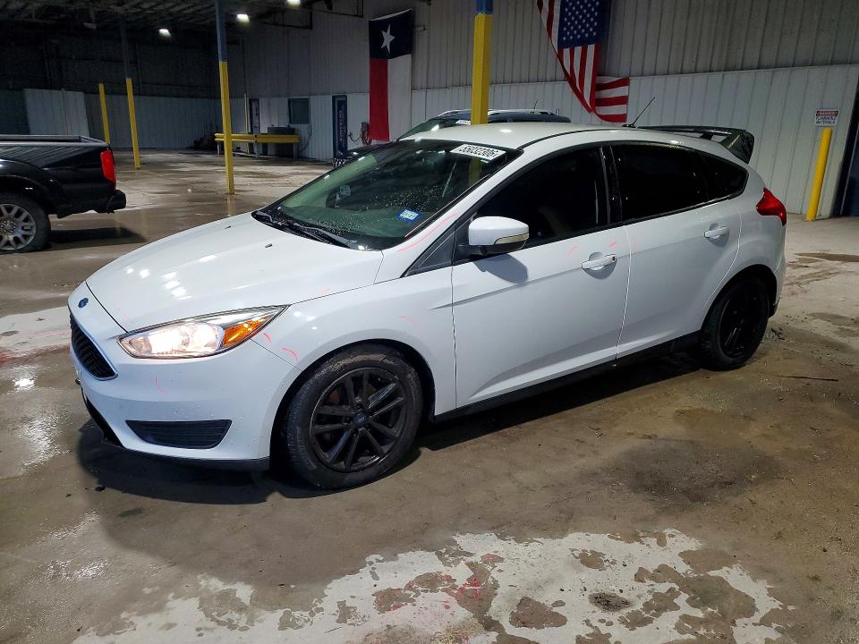 55032306 :رقم المزاد ، 1FADP3K25GL238101 vin ، 2016 Ford Focus مزاد بيع