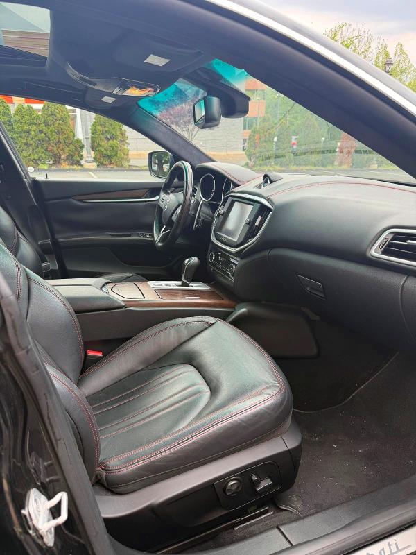 54894946 :رقم المزاد ، ZAM57RTA0F1132975 vin ، 2015 Maserati Ghibli مزاد بيع