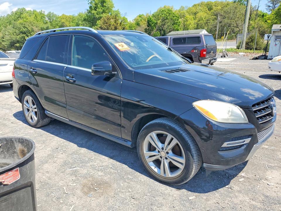 2015 Mercedes-benz Ml მანქანა იყიდება აუქციონზე, vin: 4JGDA5JB5FA514467, აუქციონის ნომერი: 52384976