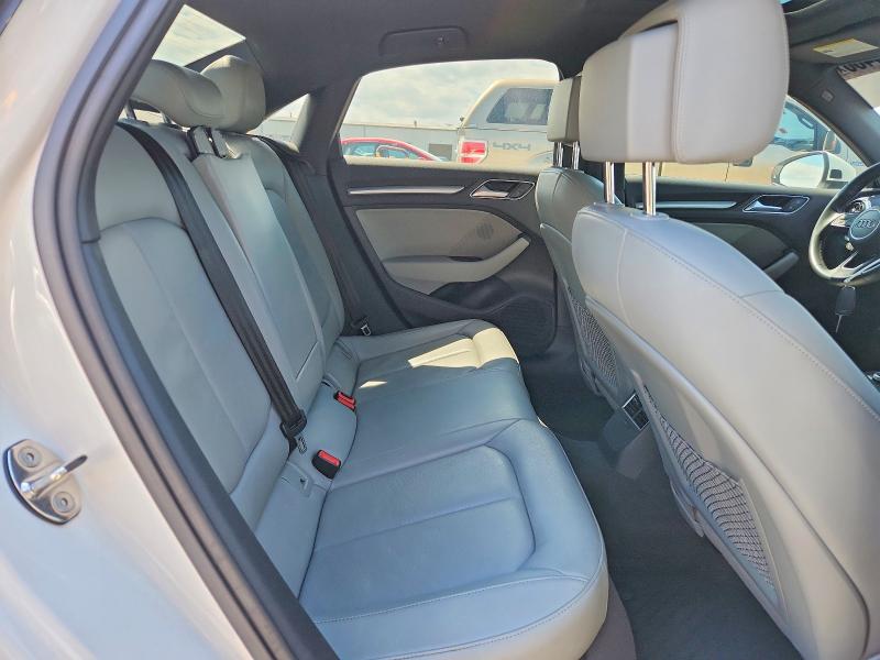 53304466 :رقم المزاد ، WAUBEGFFXKA081307 vin ، 2019 Audi A3 مزاد بيع