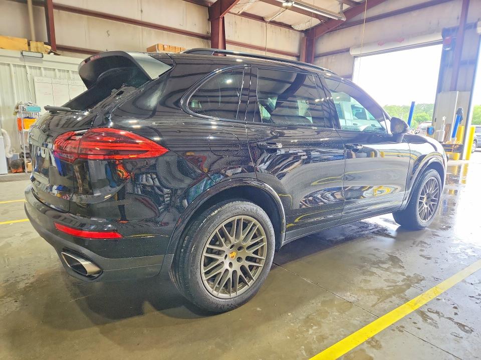 2017 Porsche Cayenne მანქანა იყიდება აუქციონზე, vin: WP1AA2A21HKA80923, აუქციონის ნომერი: 53059736