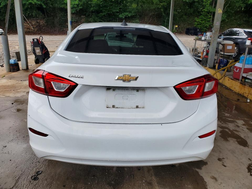 Продаж на аукціоні авто 2018 Chevrolet Cruze, vin: 1G1BC5SM2J7222456, номер лоту: 54524806