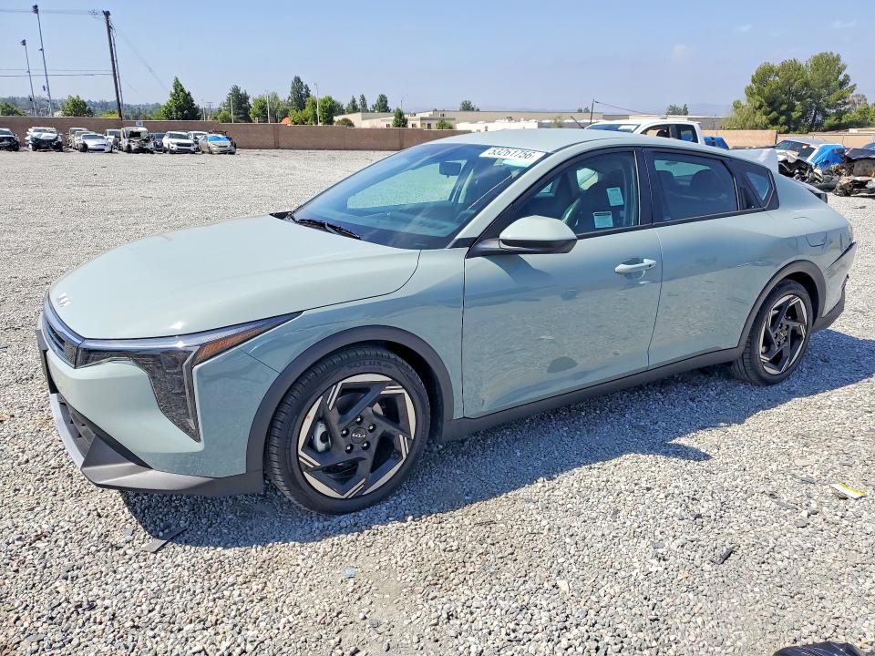 2026 Kia K4 მანქანა იყიდება აუქციონზე, vin: 3KPFU4DE0TE299562, აუქციონის ნომერი: 53261756