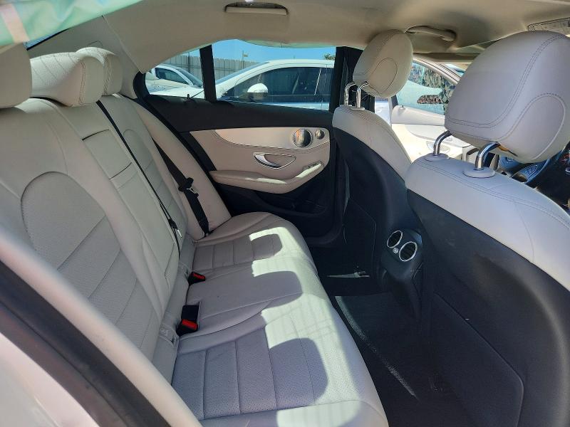 2015 Mercedes-benz C მანქანა იყიდება აუქციონზე, vin: 55SWF4JBXFU072199, აუქციონის ნომერი: 53827336