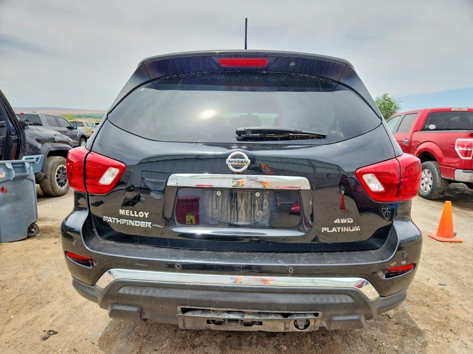 55103786 :رقم المزاد ، 5N1DR2MM2JC655904 vin ، 2018 Nissan Pathfinder مزاد بيع
