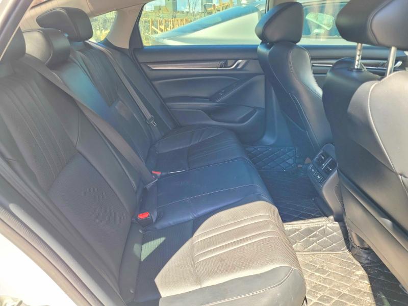 53254246 :رقم المزاد ، 1HGCV1F94JA803577 vin ، 2018 Honda Accord مزاد بيع