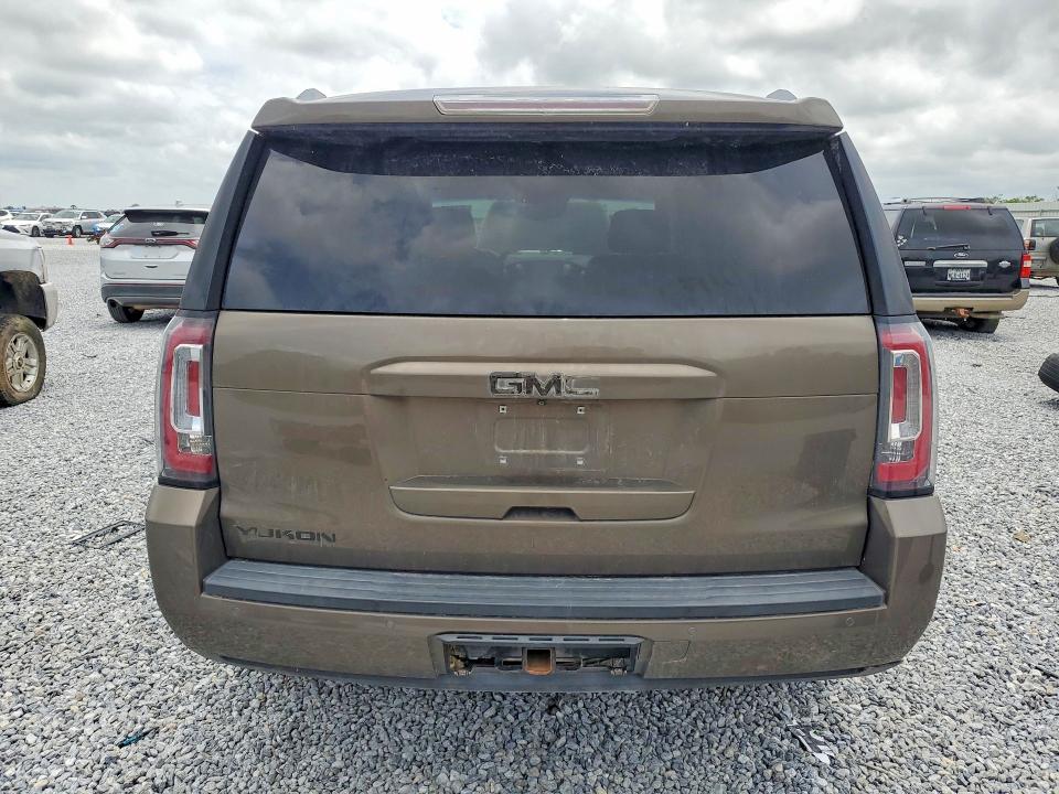 52448606 :رقم المزاد ، 1GKS1BKC8GR244630 vin ، 2016 Gmc Yukon مزاد بيع