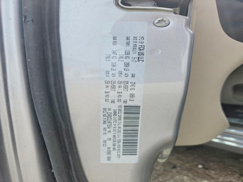 52582426 :رقم المزاد ، 2C4RDGCG1HR772540 vin ، 2017 Dodge Grand Caravan مزاد بيع