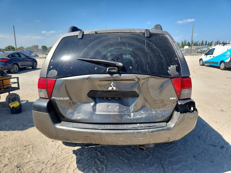 51965986 :رقم المزاد ، 4A4MM21S45E075191 vin ، 2005 Mitsubishi Endeavor مزاد بيع