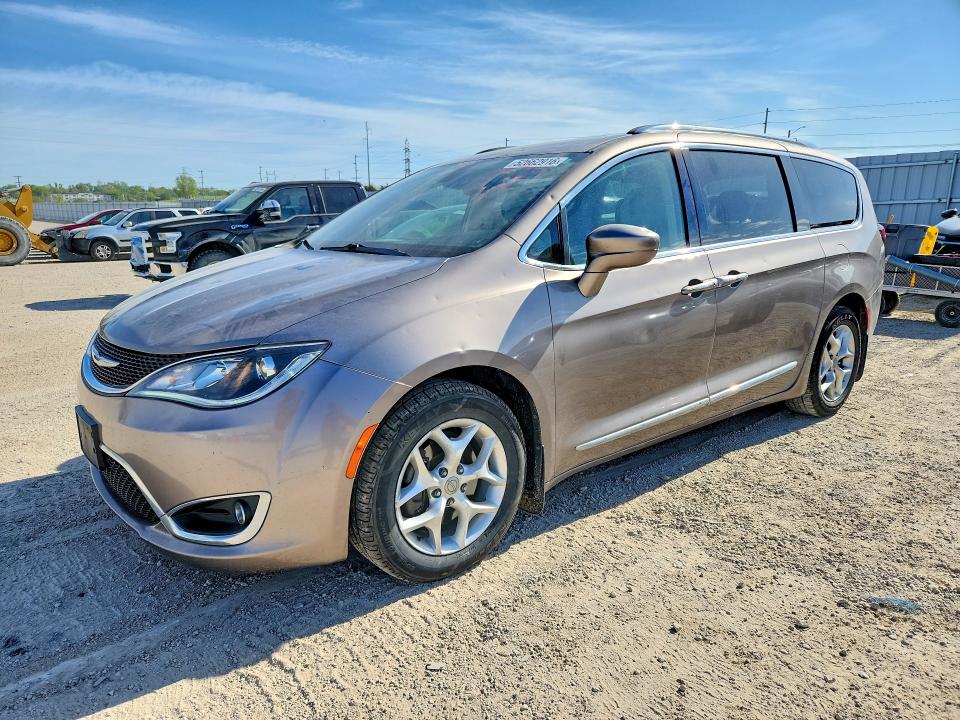 Auction sale of the 2018 Chrysler Pacifica, vin: 2C4RC1BG8JR167325, lot number: 52662916