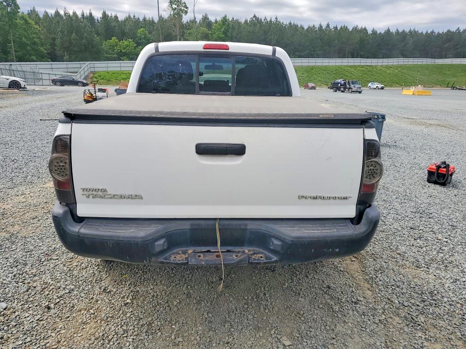 51302386 :رقم المزاد ، 5TFJX4GN7FX037992 vin ، 2015 Toyota Tacoma مزاد بيع