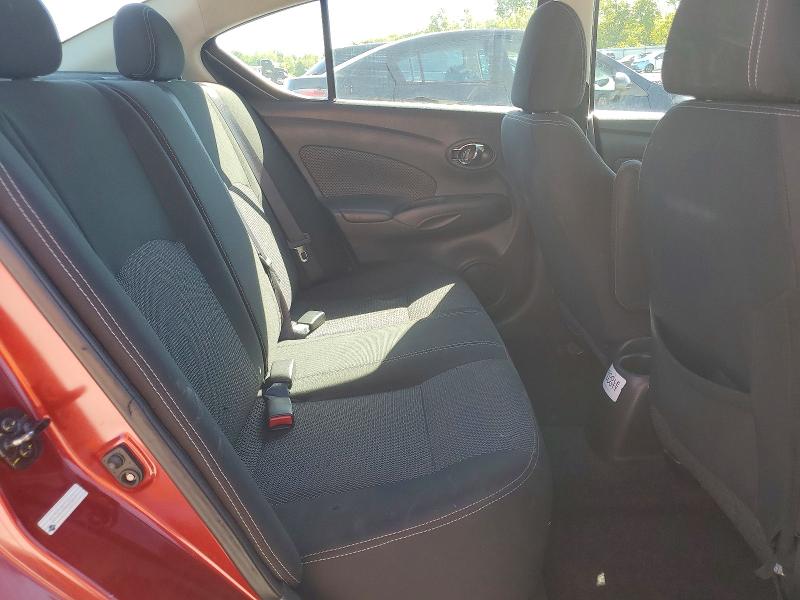 52941196 :رقم المزاد ، 3N1CN7AP0JL864119 vin ، 2018 Nissan Versa مزاد بيع