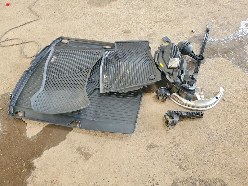 54282816 :رقم المزاد ، WAUDNCF55JA004142 vin ، 2018 Audi A5 مزاد بيع