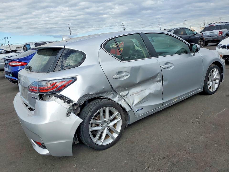 46782346 :رقم المزاد ، JTHKD5BH1F2215895 vin ، 2015 Lexus Ct مزاد بيع