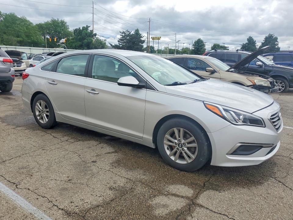 2017 Hyundai Sonata მანქანა იყიდება აუქციონზე, vin: 5NPE24AF6HH550599, აუქციონის ნომერი: 54803236