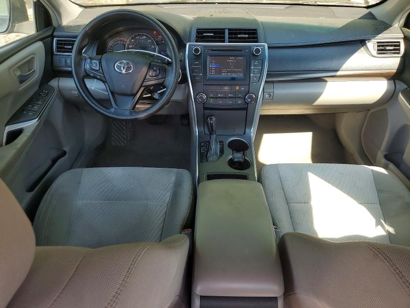 54228756 :رقم المزاد ، 4T1BF1FKXFU962700 vin ، 2015 Toyota Camry مزاد بيع