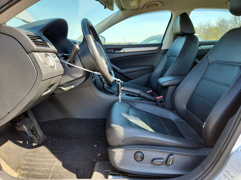 54055366 :رقم المزاد ، 1VWAT7A30FC120818 vin ، 2015 Volkswagen Passat مزاد بيع