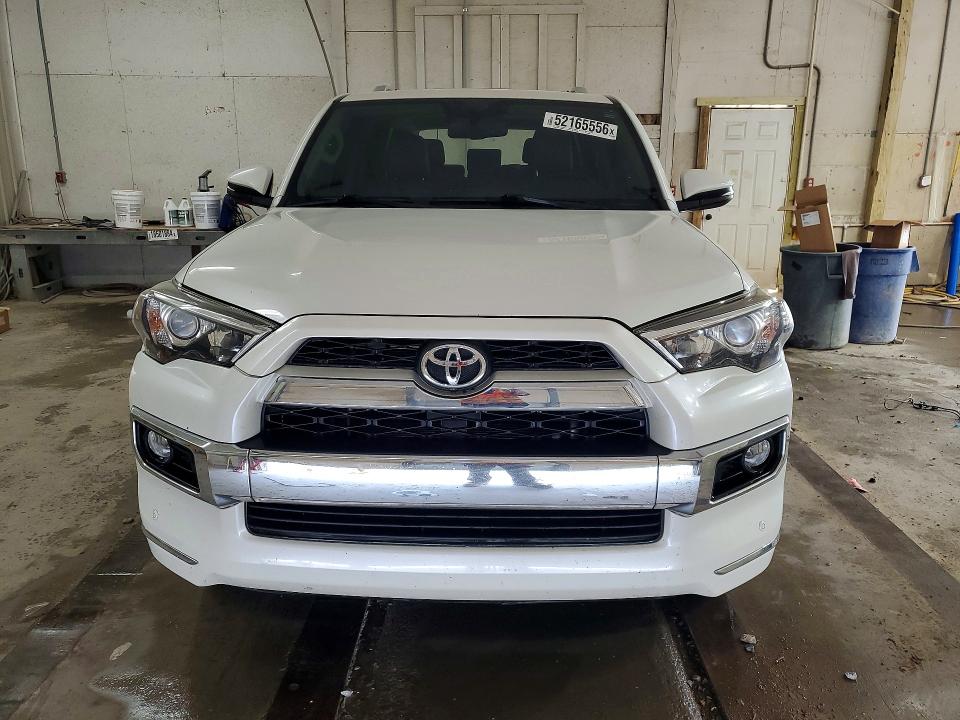 52165556 :رقم المزاد ، JTEBU5JR1H5420223 vin ، 2017 Toyota 4runner مزاد بيع