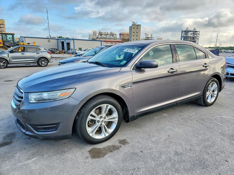 2013 Ford Taurus მანქანა იყიდება აუქციონზე, vin: 1FAHP2E83DG163785, აუქციონის ნომერი: 54015116