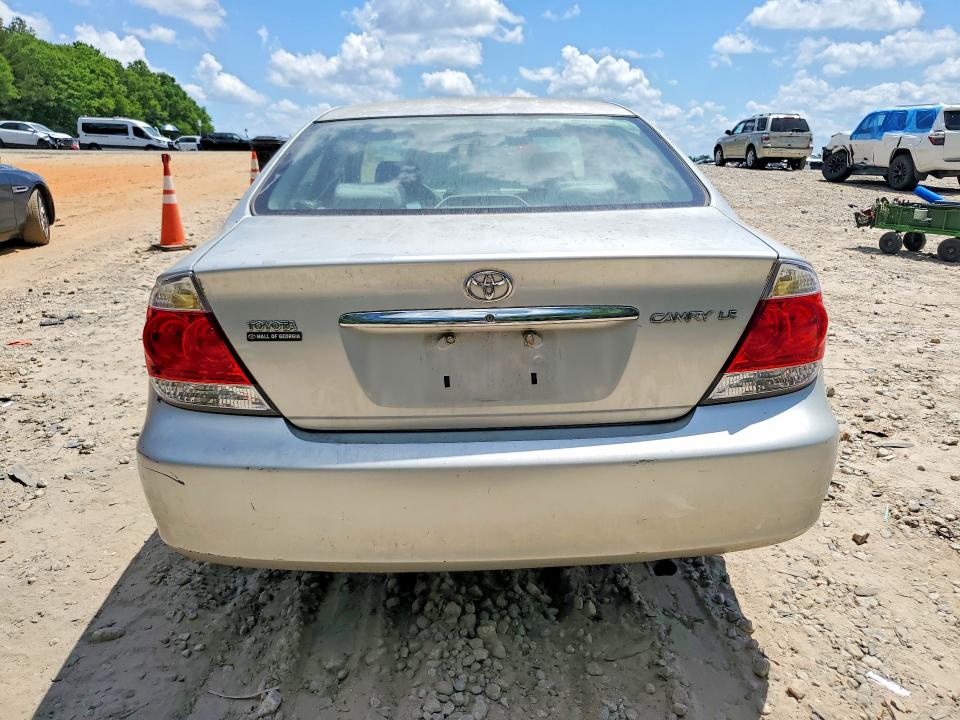 53782186 :رقم المزاد ، 4T1BE32K65U951051 vin ، 2005 Toyota Camry مزاد بيع