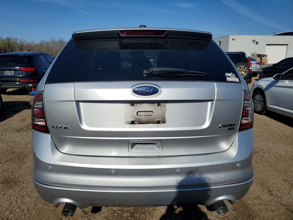 51869366 :رقم المزاد ، 2FMDK4AC6ABB10932 vin ، 2010 Ford Edge مزاد بيع