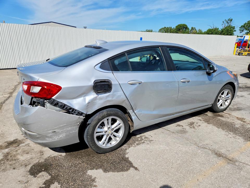 Продажа на аукционе авто 2017 Chevrolet Cruze, vin: 1G1BE5SM2H7191584, номер лота: 51857216
