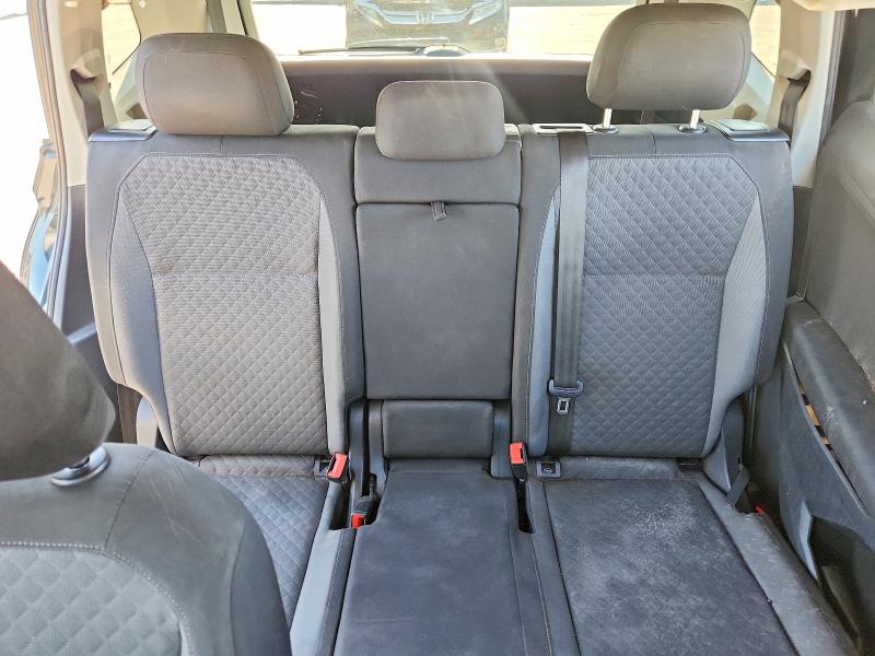 52432926 :رقم المزاد ، 3VV1B7AX6KM122172 vin ، 2019 Volkswagen Tiguan مزاد بيع