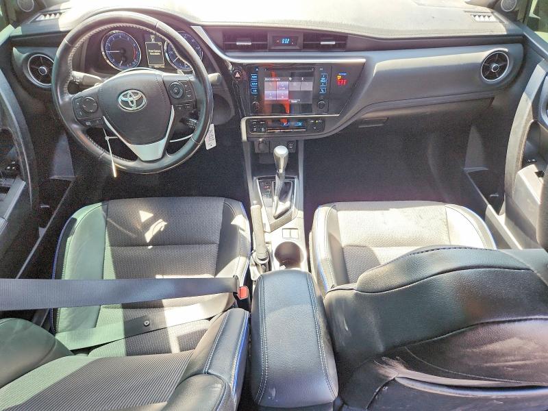 53100266 :رقم المزاد ، 2T1BURHE0JC105940 vin ، 2018 Toyota Corolla مزاد بيع